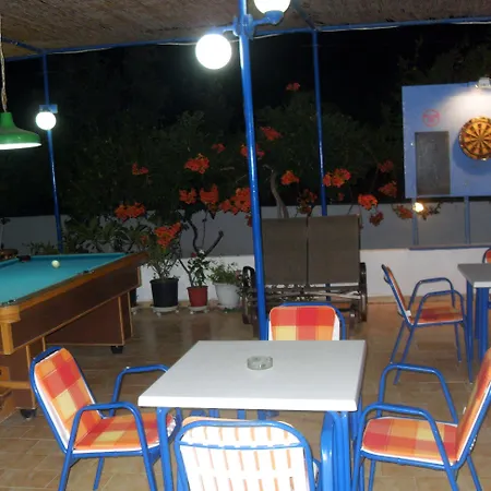 Vera Lägenhetshotell