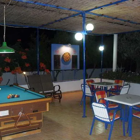 Aparthotel Vera 2*
