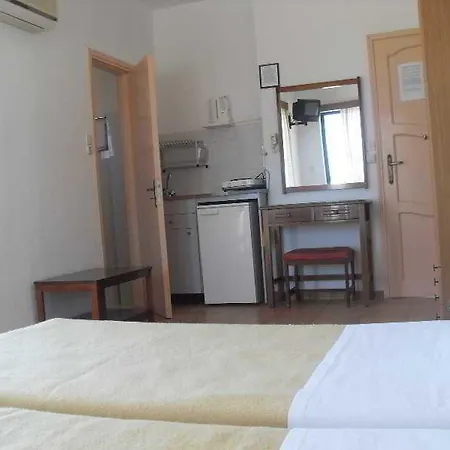 Vera Aparthotel