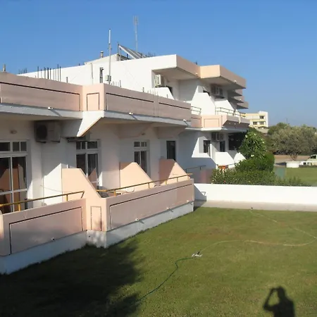 维拉一室公寓 法里拉基